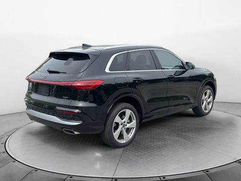 Used 2025 Audi Q5 Premium Plus w/ Premium Plus AWD/4WD image 7