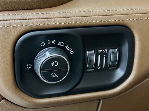 Certified 2019 RAM 1500 Limited image 15