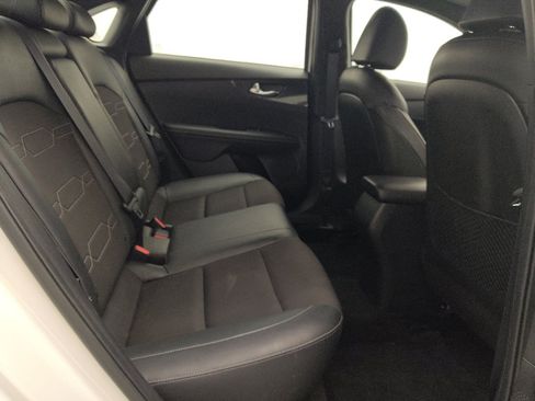Used 2021 Kia Forte GT-Line FWD image 19