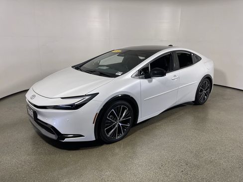Certified 2024 Toyota Prius Limited w/ Limited Premium Package FWD image 7