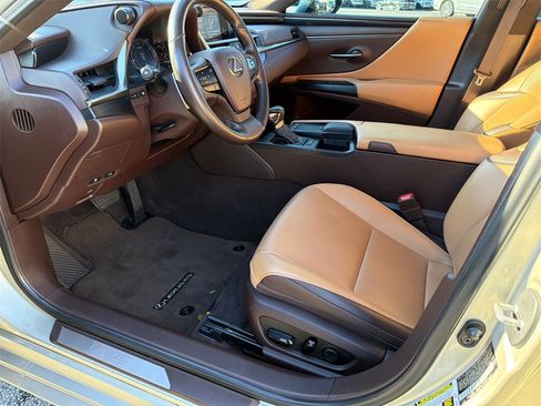 Used 2021 Lexus ES 350 w/ Accessory Package 2 image 9