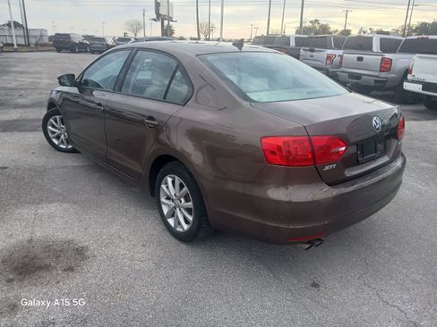 Used 2012 Volkswagen Jetta SE image 4