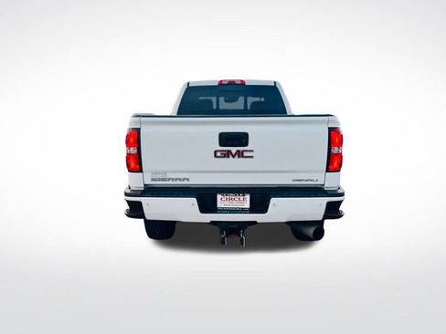 Used 2017 GMC Sierra 2500 Denali w/ Duramax Plus Package image 6