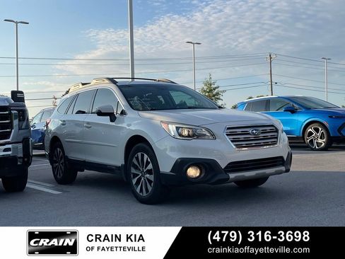 Used 2015 Subaru Outback 2.5i Limited AWD/4WD image 1