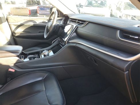 Used 2021 Jeep Grand Cherokee L Limited image 37