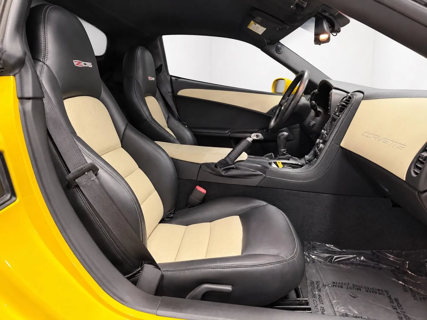 Used 2008 Chevrolet Corvette Z06 w/ Preferred Equipment Group RWD image 16