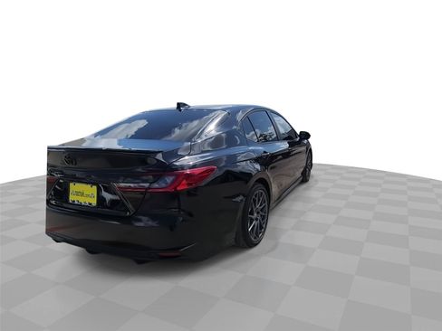 Used 2026 Toyota Camry XSE w/ Premium Package FWD image 8