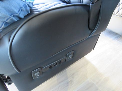 Used 2022 Mercedes-Benz Sprinter 4500 w/ Parking Package image 22