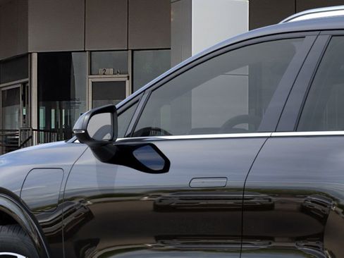 New 2025 Chevrolet Equinox EV LT image 12