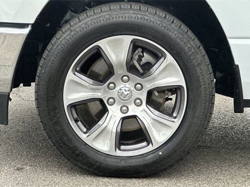 Used 2024 RAM 1500 Laramie image 26