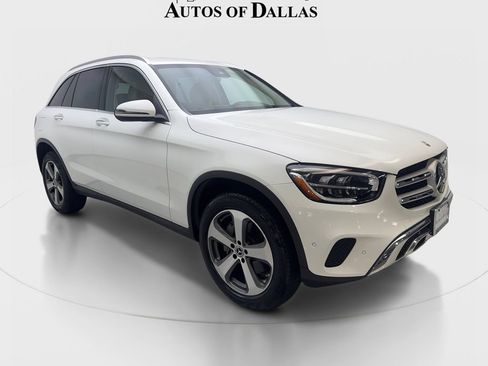 Used 2022 Mercedes-Benz GLC 300 w/ Premium Package Lite image 4