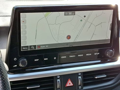 Used 2023 Kia Forte GT-Line image 17