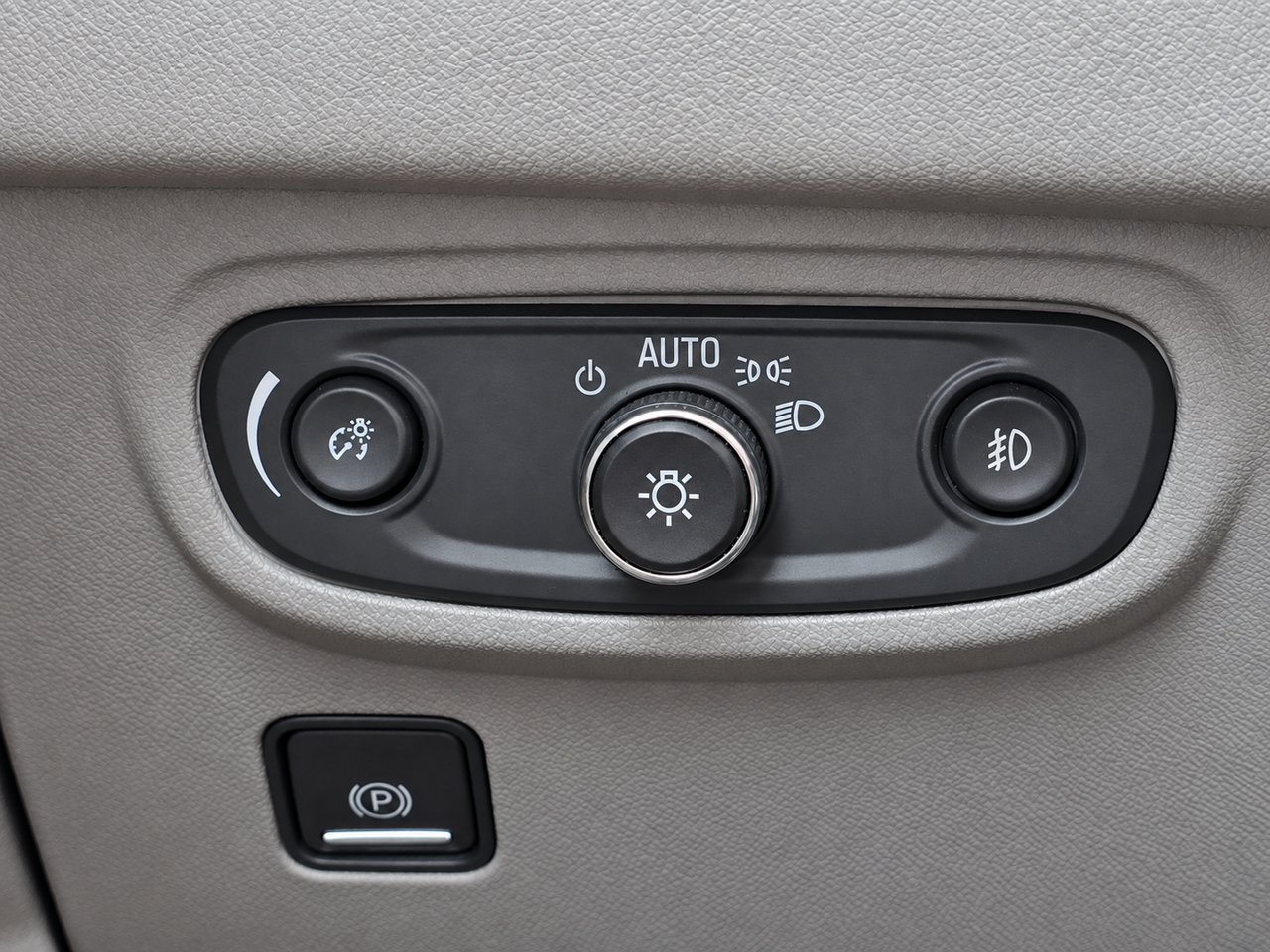 Certified 2023 GMC Terrain SLT FWD image 23