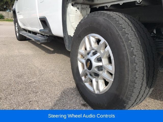 Used 2025 Chevrolet Silverado 2500 LT w/ Safety Package AWD/4WD image 12