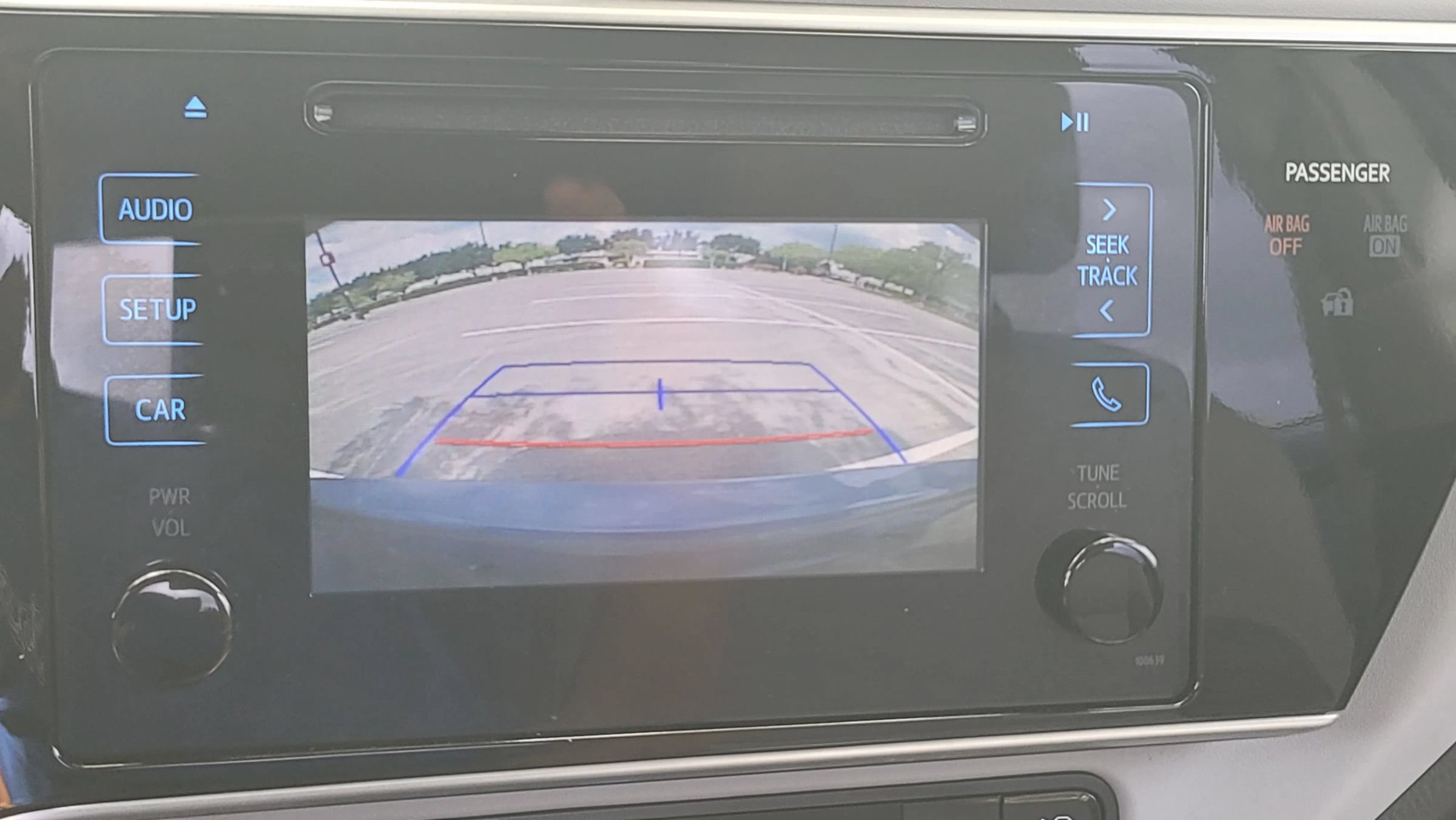 Used 2017 Toyota Corolla LE FWD image 25