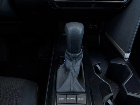 Used 2025 Toyota Camry LE FWD image 23