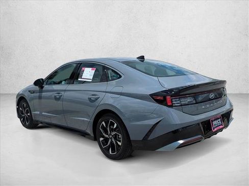 Used 2024 Hyundai Sonata SEL FWD image 8