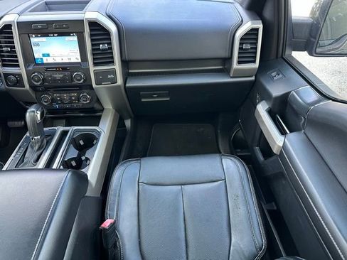 Certified 2018 Ford F150 Lariat image 12