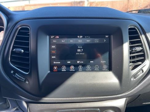 Used 2019 Jeep Compass Latitude w/ Cold Weather Group image 27