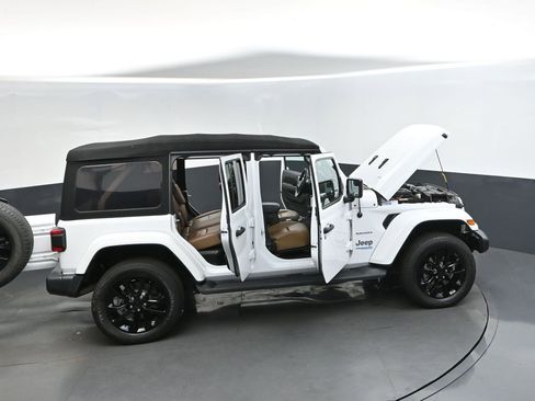 Used 2021 Jeep Wrangler Unlimited Sahara image 52