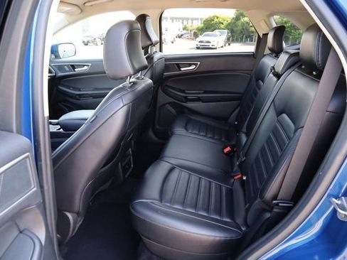 Used 2024 Ford Edge SEL AWD/4WD image 9