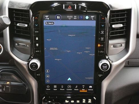 Used 2024 RAM 2500 Big Horn w/ Night Edition image 14