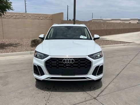 Used 2023 Audi Q5 2.0T Premium w/ Convenience Package AWD/4WD image 5