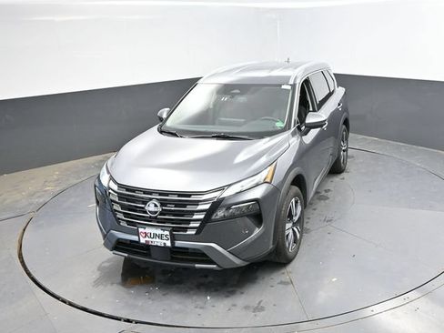 Used 2026 Nissan Rogue SL AWD/4WD image 40