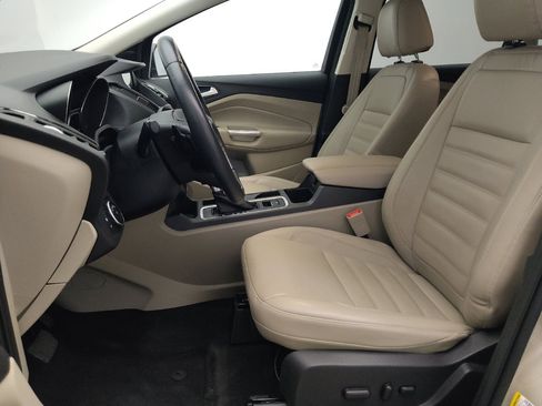 Used 2017 Ford Escape Titanium FWD image 17