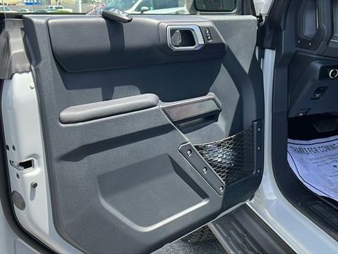 New 2026 Ford Bronco Outer Banks w/ Sasquatch Package AWD/4WD image 14