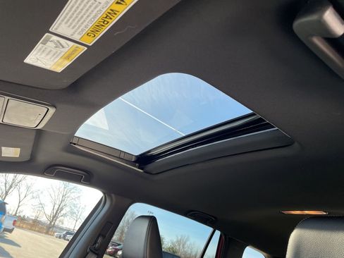 Used 2025 Honda Passport EX-L image 10