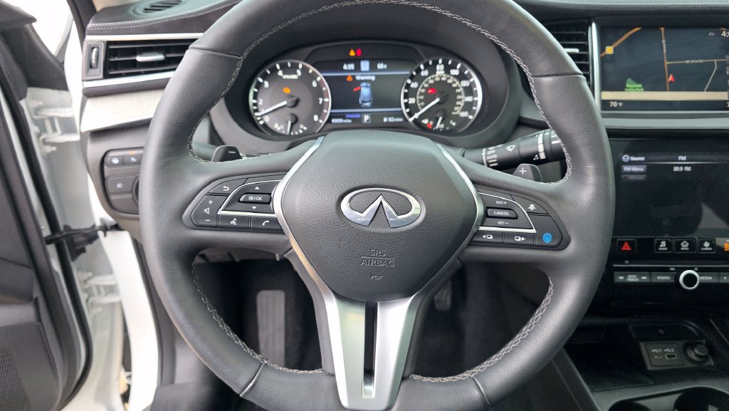 Used 2023 INFINITI QX50 Sensory AWD/4WD image 14