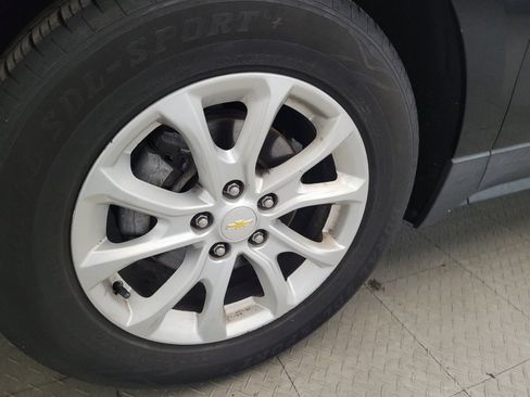 Used 2018 Chevrolet Equinox LS FWD image 31