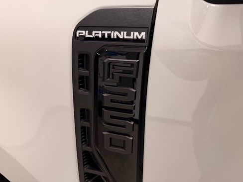 Used 2026 Ford F250 Platinum AWD/4WD image 21