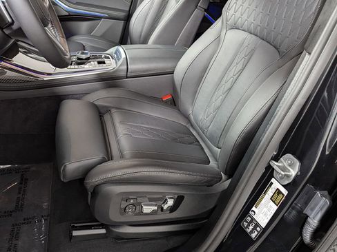 Used 2026 BMW X7 M60i image 22