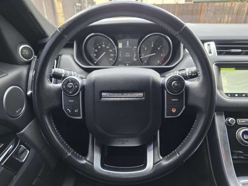 Used 2017 Land Rover Range Rover Sport HSE image 18