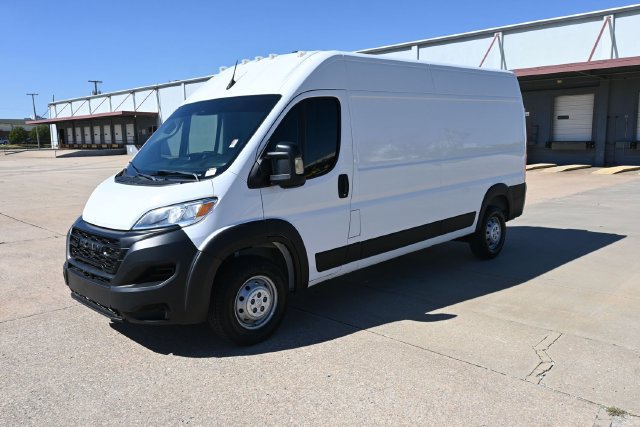 Used 2023 RAM ProMaster 2500 FWD image 1