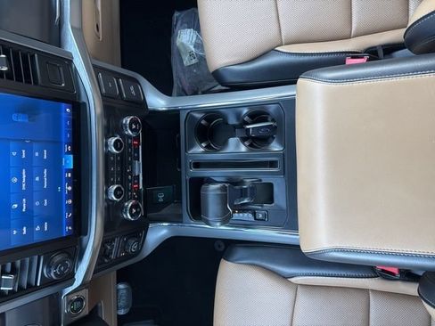 Used 2021 Ford F150 Lariat w/ Equipment Group 502A High AWD/4WD image 29