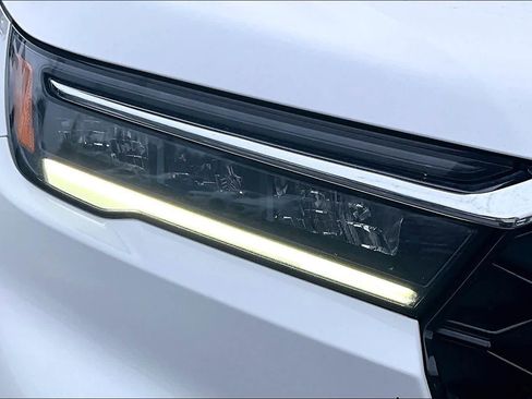 Used 2023 Honda Pilot Touring image 31