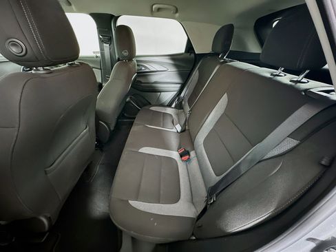 Used 2023 Chevrolet TrailBlazer LT w/ Convenience Package image 27