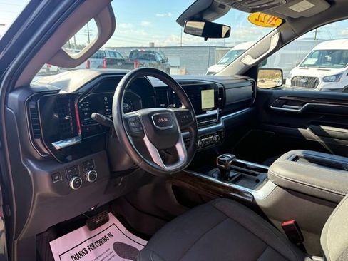 Used 2022 GMC Sierra 1500 Elevation image 3