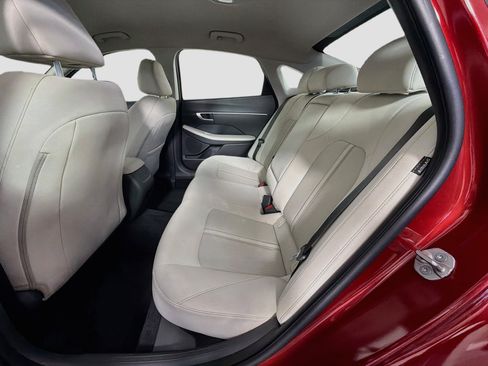 Used 2025 Hyundai Sonata SEL FWD image 29
