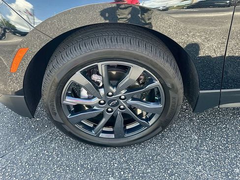 Used 2023 Chevrolet Equinox RS FWD image 30