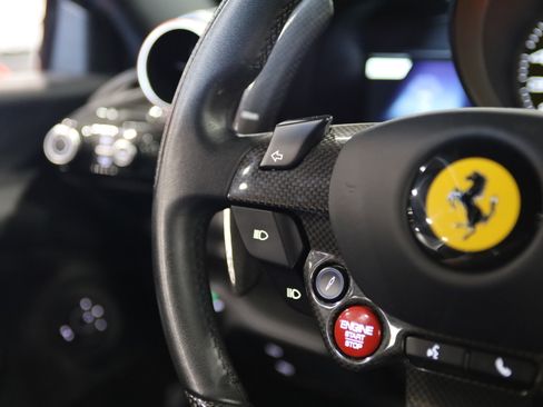 Used 2021 Ferrari F8 Tributo RWD image 22