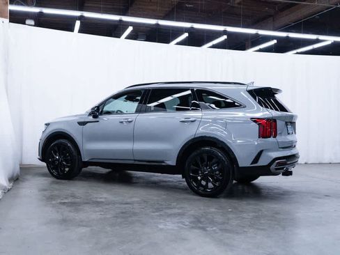Used 2022 Kia Sorento SX AWD/4WD image 4