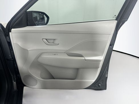 Used 2024 Hyundai Kona SEL FWD image 32