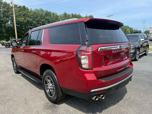 Used 2021 Chevrolet Suburban Premier AWD/4WD image 9