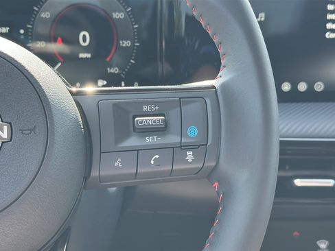 New 2026 Nissan Kicks SR image 18