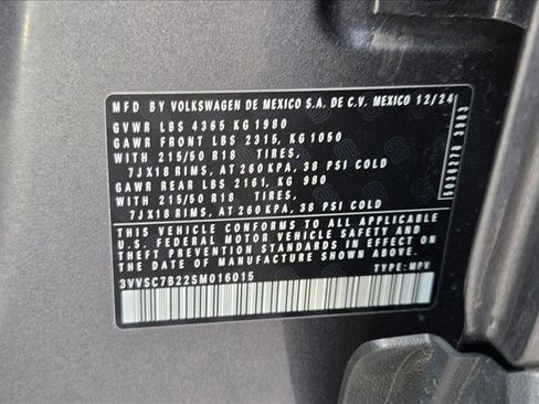 Certified 2025 Volkswagen Taos SE image 23