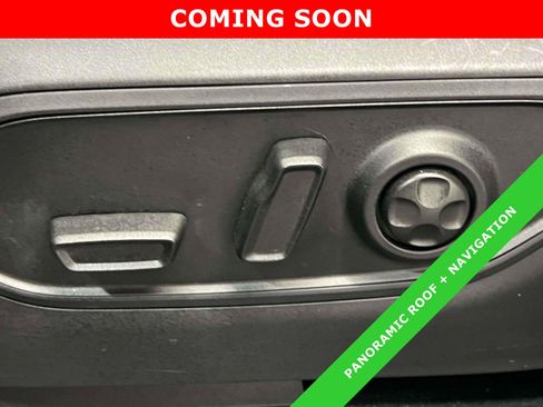 Used 2023 Jeep Grand Cherokee Limited AWD/4WD image 19